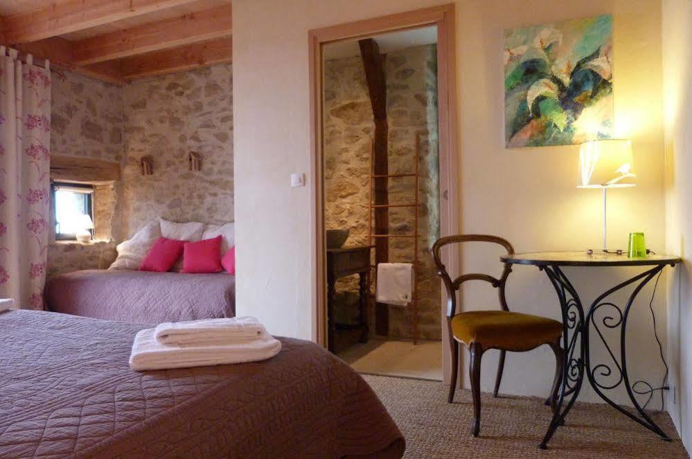 Bout De Cote Bed & Breakfast Lacam-d'Ourcet Exterior photo