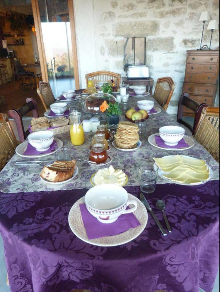 Bout De Cote Bed & Breakfast Lacam-d'Ourcet Exterior photo
