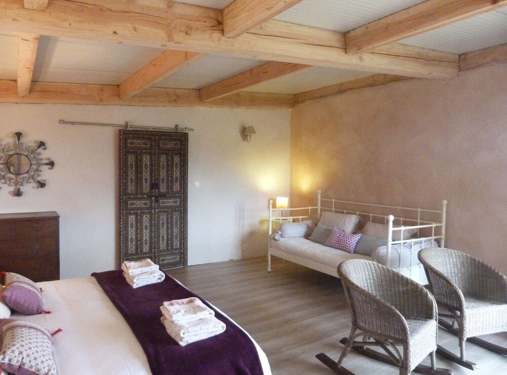 Bout De Cote Bed & Breakfast Lacam-d'Ourcet Exterior photo